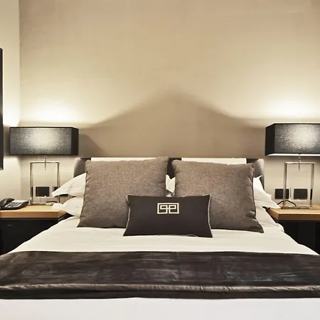 Parioli Place לינה וארוחת בוקר