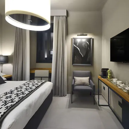 לינה וארוחת בוקר Parioli Place