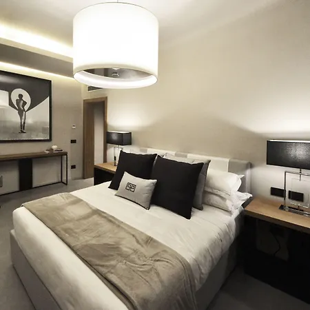 Parioli Place לינה וארוחת בוקר 4*