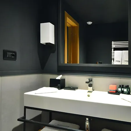 לינה וארוחת בוקר Parioli Place רומא